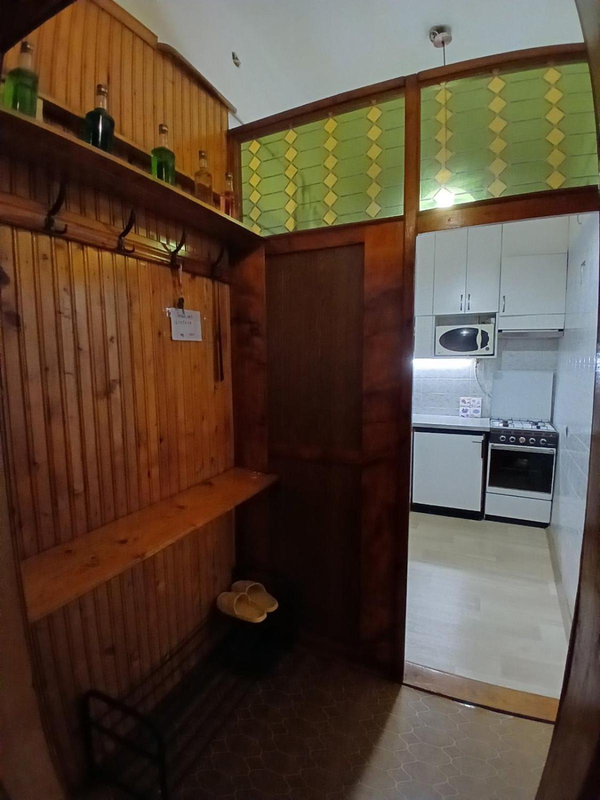 Бюджетная Квартира На Леси Украинки Lviv Buitenkant foto
